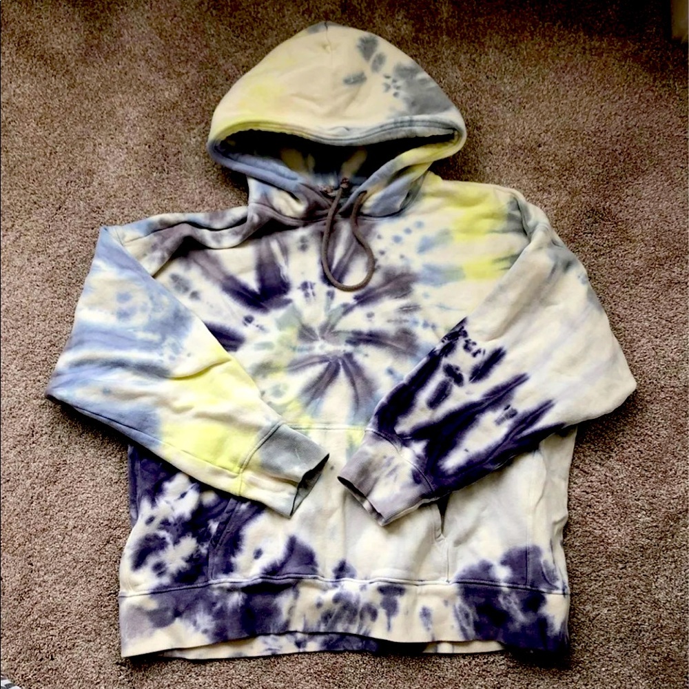 Aritzia hoodie